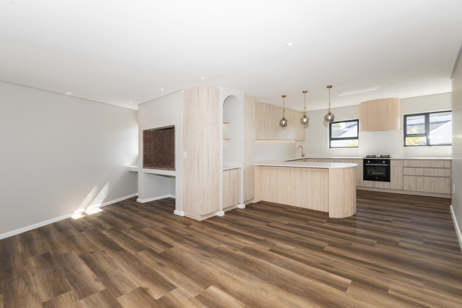 3 Bedroom Property for Sale in Country Club Western Cape